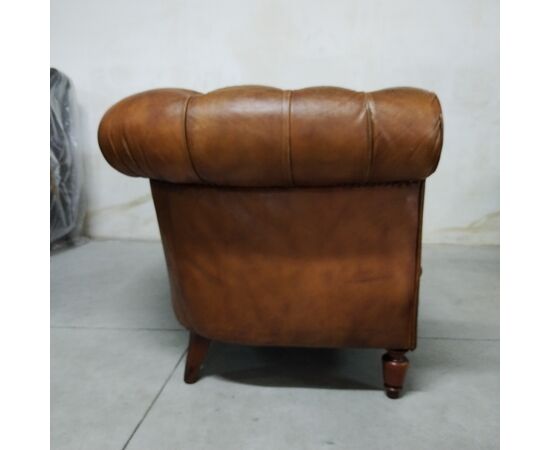 Divano 2 posti Chesterfield club vintage originale in pelle marrone cognac degli anni '70 