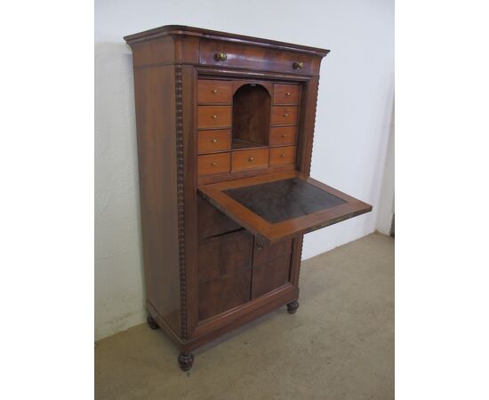 SECRETAIRE LASTRONATO IN NOCE PIEMONTESE STILE CARLO X EPOCA 800    cm L 81xP47xH155