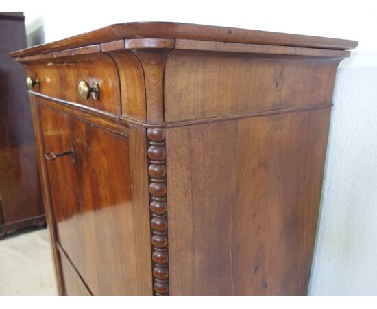 SECRETAIRE LASTRONATO IN NOCE PIEMONTESE STILE CARLO X EPOCA 800    cm L 81xP47xH155