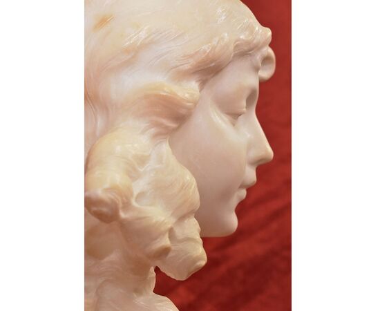 SCULTURE ANTICHE IN MARMO, SCULTURA ANTICA DI DONNA, BUSTO FEMMINILE DI RAGAZZA, XIX. (STMA 88)