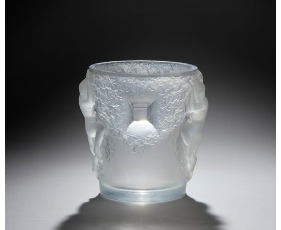 Marc Lalique (Parigi 1900-1977)  Ganimede, 1955  Vaso porta ghiaccio per champagne