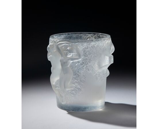 Marc Lalique (Parigi 1900-1977)  Ganimede, 1955  Vaso porta ghiaccio per champagne