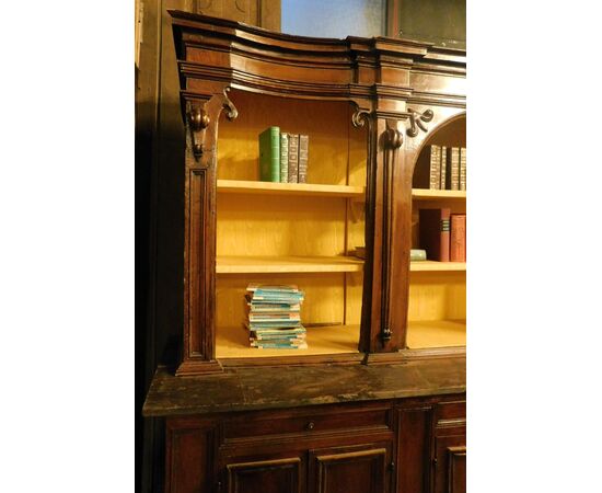 LIB152 - Libreria in legno di noce, misure cm L 251 x H 212 x P 63  