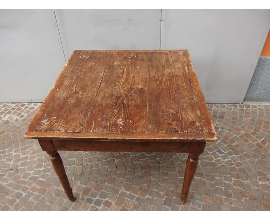 TAVOLO QUADRATO ARTE POVERA PIEMONTE  cm L101xP108xH 80 