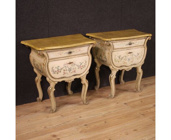 Pair of Venetian bedside tables in lacquered wood