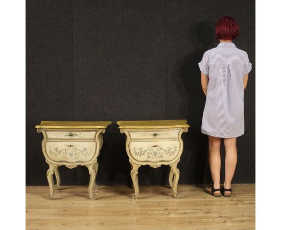 Pair of Venetian bedside tables in lacquered wood