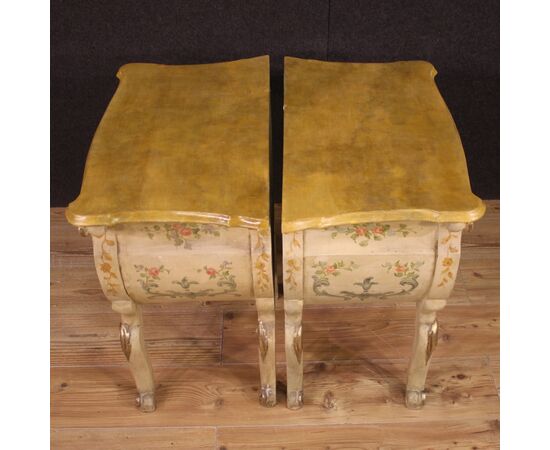 Pair of Venetian bedside tables in lacquered wood