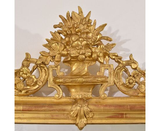 SPECCHIO ANTICO CON FIORI, SPECCHIERA  ANTICA LUIGI FILIPPO, CORNICE DORATA, XIX SECOLO. (SPC177)