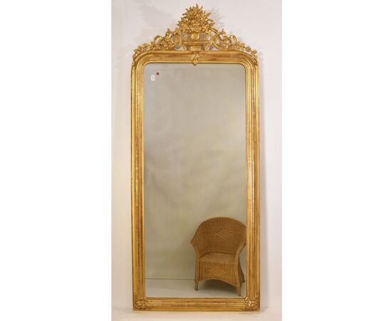 SPECCHIO ANTICO CON FIORI, SPECCHIERA  ANTICA LUIGI FILIPPO, CORNICE DORATA, XIX SECOLO. (SPC177)
