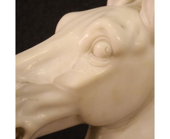 White marble sculpture head of a horse from the 20th century