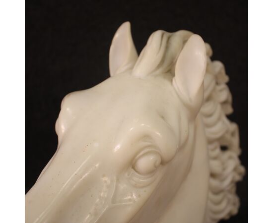 White marble sculpture head of a horse from the 20th century