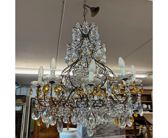 Antico  e bellissimo Lampadario Chandelier  in cristalli 10 Luci a più Livelli . Mis diametro cm 70  h cm 80 