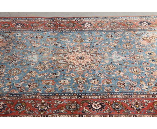 Sontuoso tappeto Persiano Isfahan  lana extra fine . metà XX sec. 210 x 55 . 