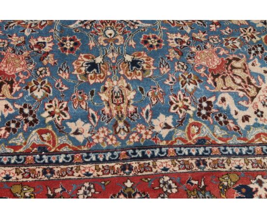 Sontuoso tappeto Persiano Isfahan  lana extra fine . metà XX sec. 210 x 55 . 