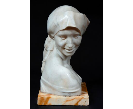 Scultura in marmo di Armando Violi (1883-1934)