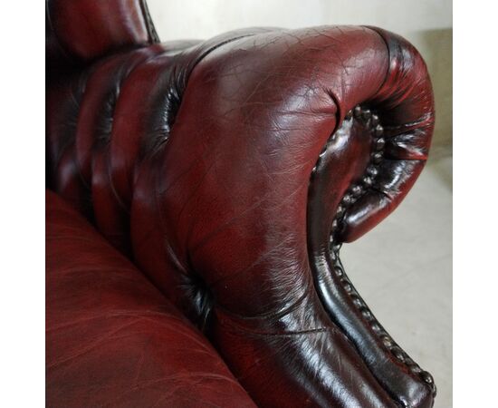 Poltrona inglese chesterfield modello bergere originale vintage in pelle rosso bordeaux anticato 