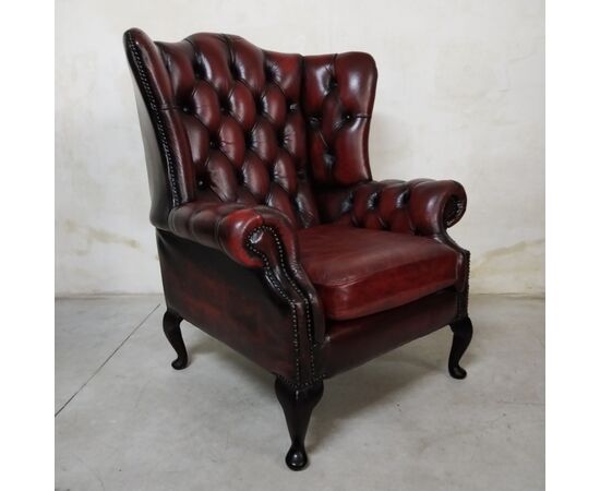 Poltrona inglese chesterfield modello bergere originale vintage in pelle rosso bordeaux anticato 