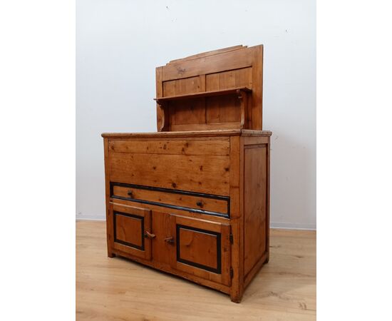 Credenza madia in abete rustica con piattaia - piano apribile - fine 800