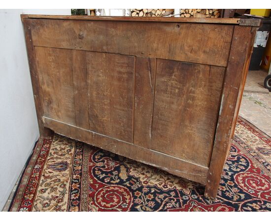 CREDENZA A DUE PORTE E TRE CASSETTI CON LASTRONATURA IN NOCE STILE IMPERO EPOCA 800 cm L 146xP59xH95