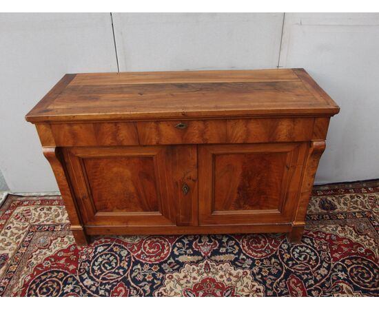 CREDENZA A DUE PORTE E TRE CASSETTI CON LASTRONATURA IN NOCE STILE IMPERO EPOCA 800 cm L 146xP59xH95