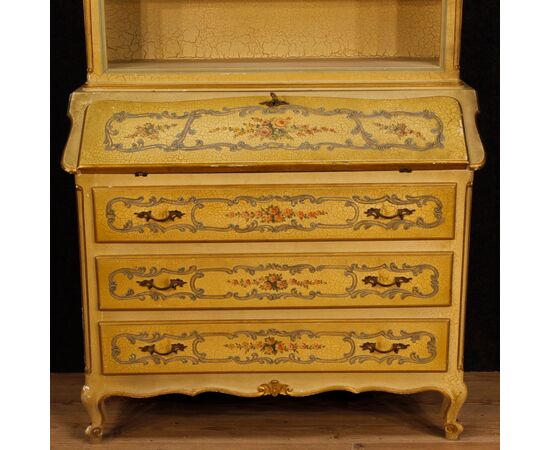 Venetian trumeau in lacquered and gilded wood from the 20th century