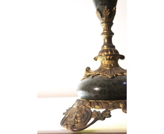 Coppia di candelieri tipo girandole, XIXsec. marmo e bronzo dorato
