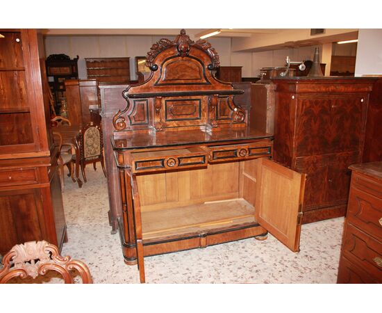 Credenza Piattaia stile Luigi Filippo in Legno di Noce e Radica