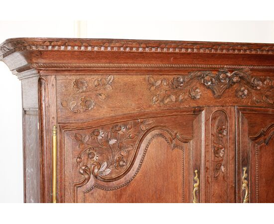 Armadio Provenzale in Legno di Rovere XVIII secolo