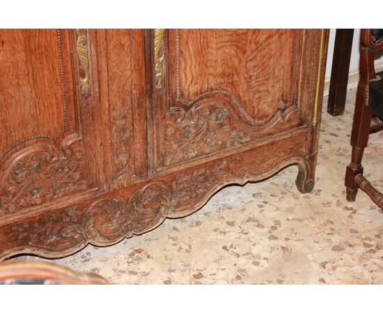 Armadio Provenzale in Legno di Rovere XVIII secolo