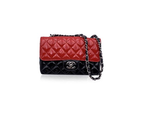 CHANEL Borsa a Tracolla in Pelle Lucida Col. Rosso Timeless/Classique S