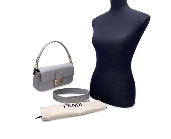 FENDI Borsa a Tracolla in Cotone Col. Grigio Baguette M