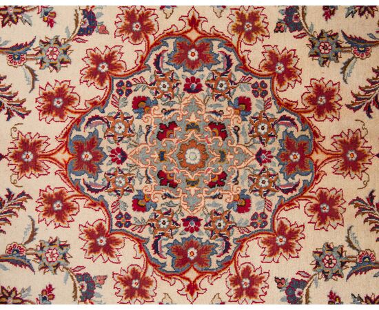 Persian carpet KASHAN, Pahlavi era manufacture     