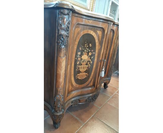 Credenza mossa intarsiata