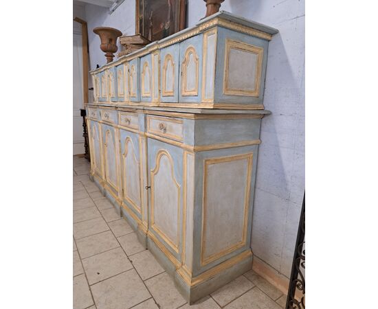 Credenza da sagrestia laccata