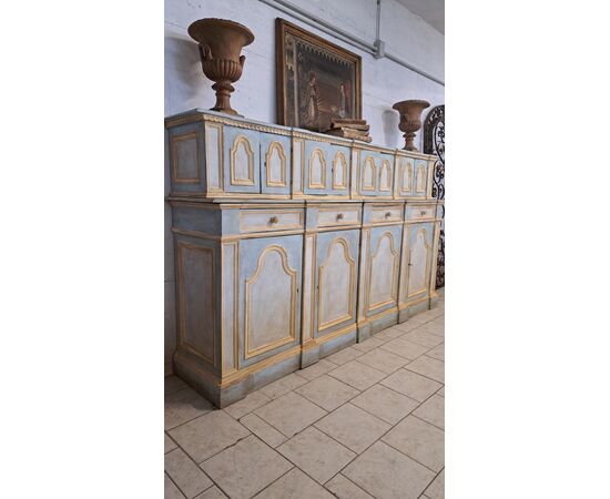 Credenza da sagrestia laccata