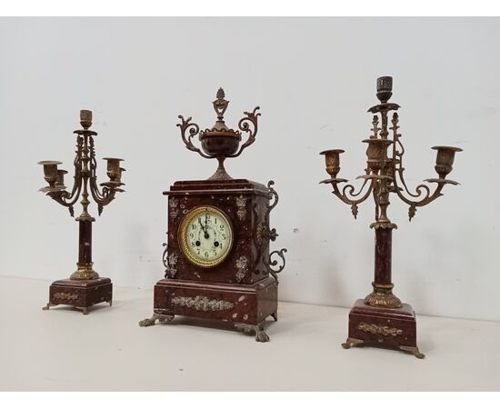 Orologio trittico in marmo rosso - fine '800- parigina - sveglia con candelabri