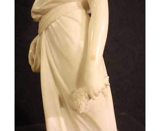 Signed Art Nouveau alabaster sculpture from the 19th century