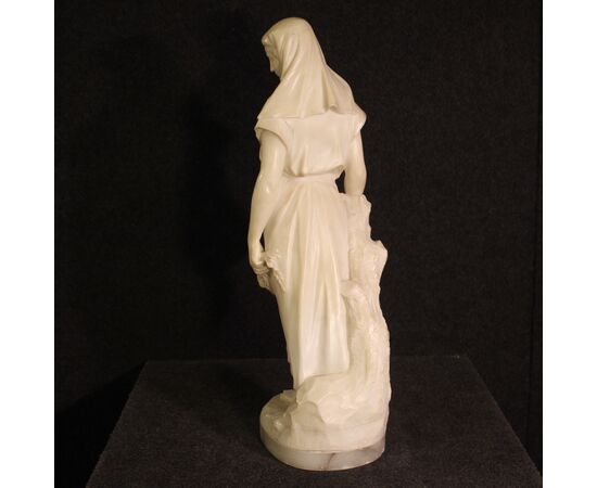 Signed Art Nouveau alabaster sculpture from the 19th century