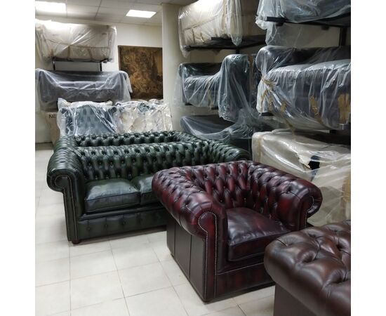 Divani e poltrone chesterfield inglesi originali 