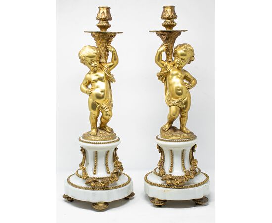 XIX secolo, coppia di putti reggicero