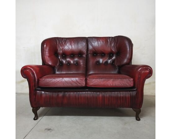 Divani e poltrone chesterfield inglesi originali 