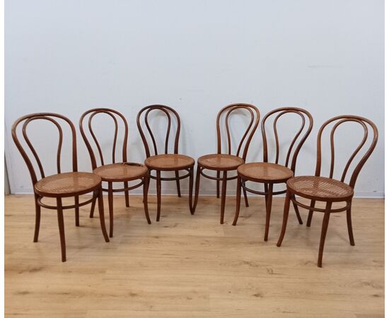 Gruppo sei sedie tipo thonet in faggio con seduta in paglia di Vienna-primi '900