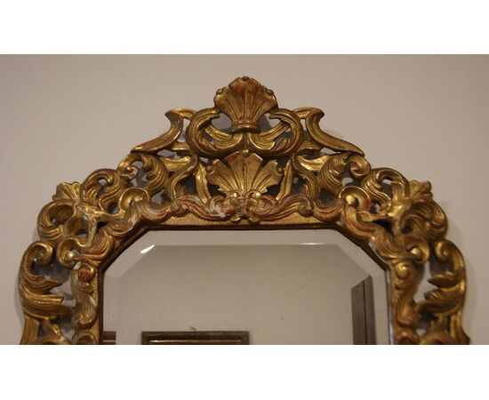 Antica stupenda specchiera francese del 1800 stile Luigi XIV in legno dorato foglia oro