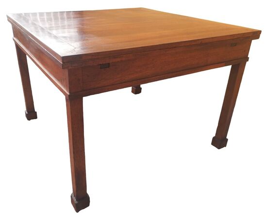 Emilian Empire extendable pull table in walnut     