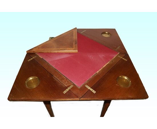 Antico tavolino da gioco stile Vittoriano del 1800 a fazzoletto