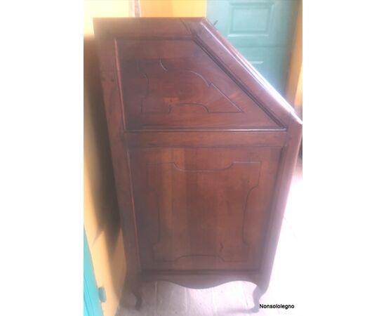 Sideboard Sideboard Louis XV in Parmigiana walnut     