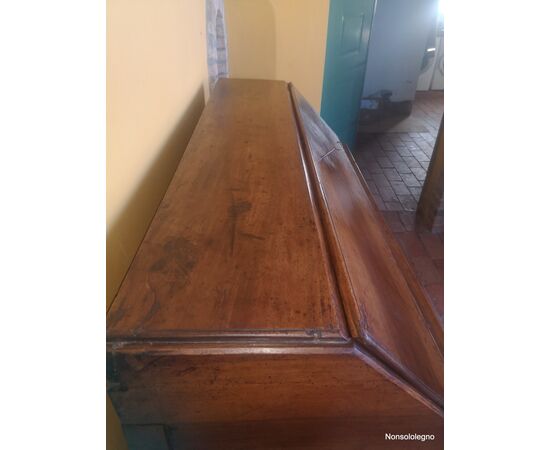 Credenza Madia Ribalta Luigi XVI-Diretorio in noce Parmigiana