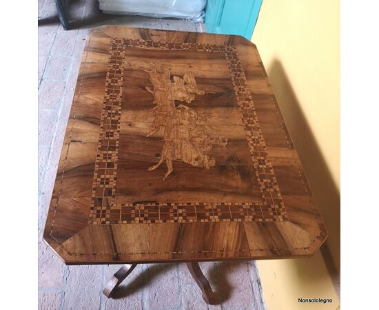 Particular and precious Rolo inlaid rectangular table     