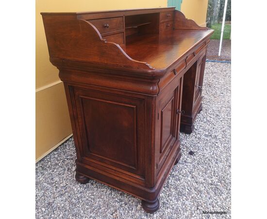 Desk Louis Philippe center desk in walnut     