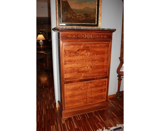 Secretaire francese stile Carlo X riccamente intarsiato in Palissandro metà 1800